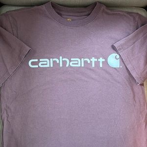 Women’s small Carhartt tee.